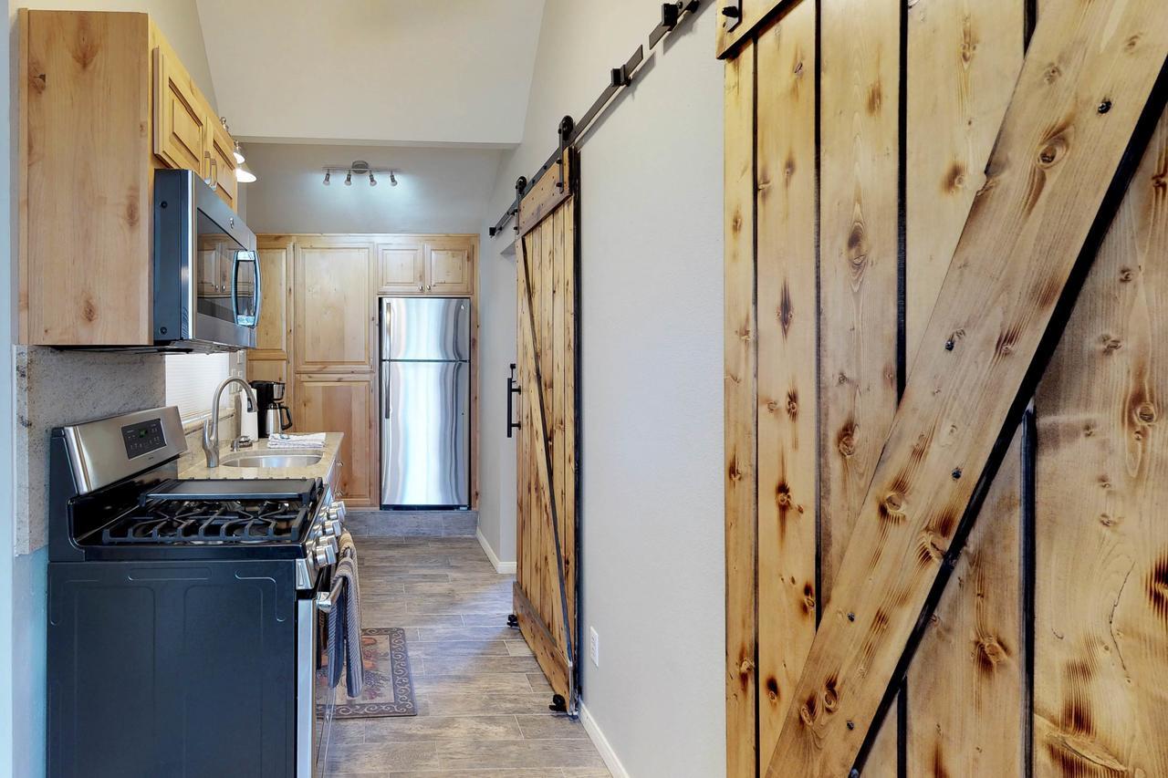 Castle Rock Cabin 大熊湖 外观 照片